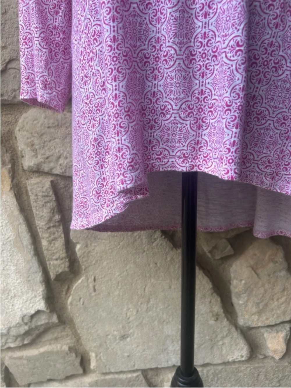 Chico's Ultimate Tee Tunic 2 (L) Pink White V Neck Hi Lo Hem - Picture 3 of 8